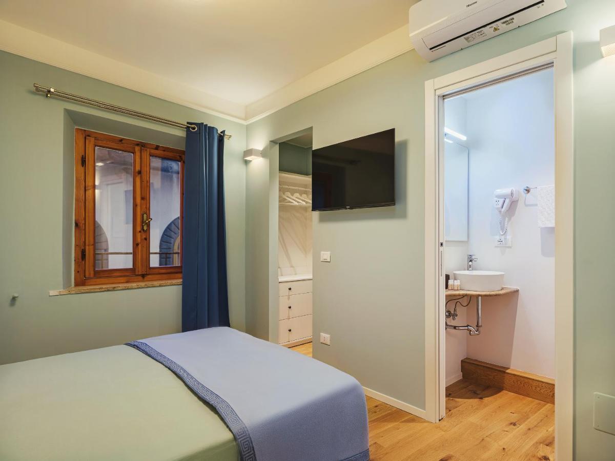 Antiboti Hotell San Miniato Exteriör bild